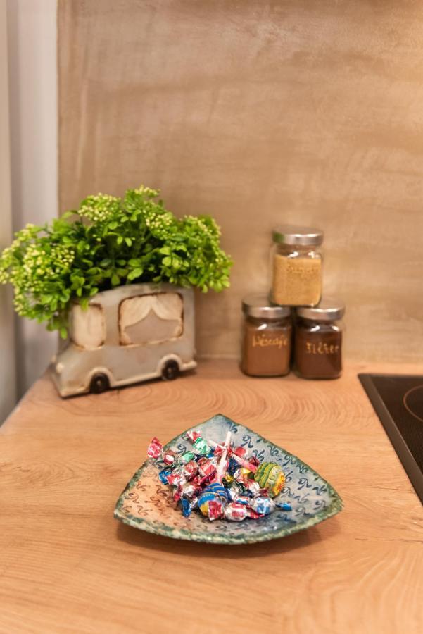 Blue Ark Comfort Near Acropolis เอเธนส์ ภายนอก รูปภาพ
